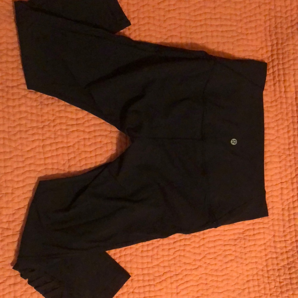 High rise lululemon crop